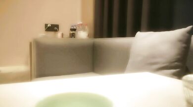 【良家故事】只约阿姨偷拍中年良家收割，两三天同时跟多女聊天，多线操作拿下一个，真是太屌